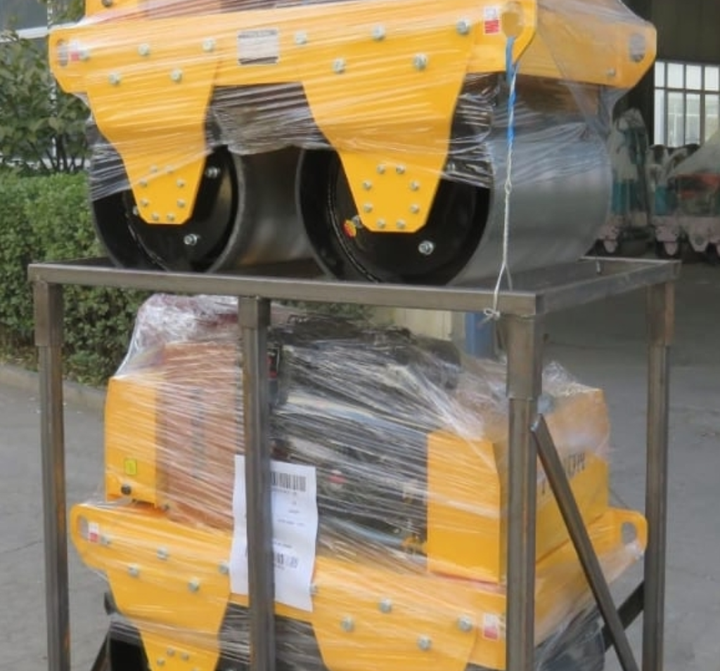 TYPHON 10hp EPA B&S FURY Walk behind Vibratory Roller Compactor USA - Image 4